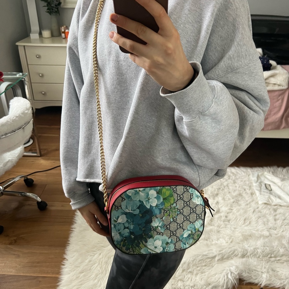 ❌SOLD❌AUTHENTIC GUCCI BLOOM CROSSBODY BAG - Picture 10 of 11